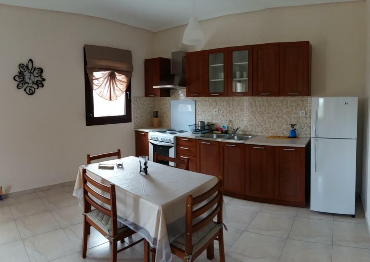 Gougousis Apartments Kaloyiros Экстерьер фото