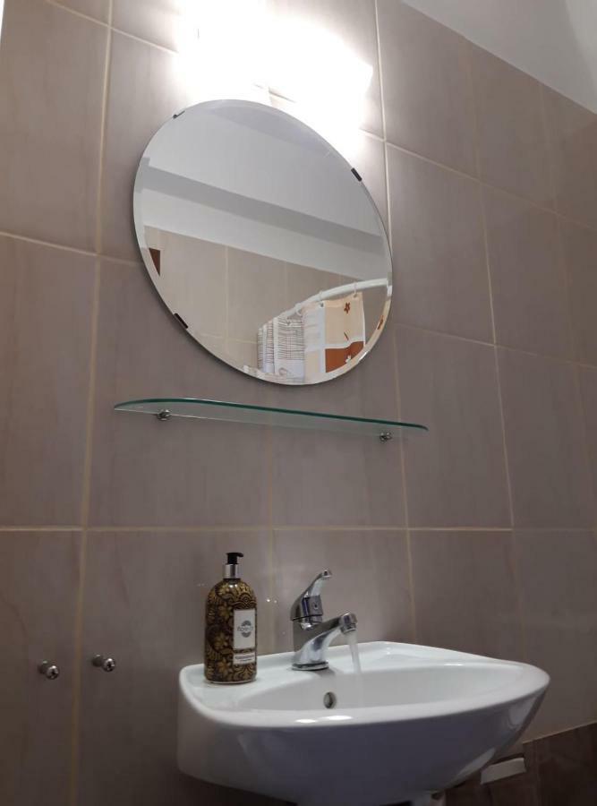 Gougousis Apartments Kaloyiros Экстерьер фото